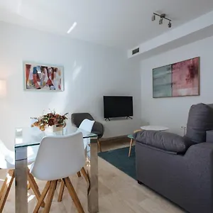 Triana - Free Parking Apartment